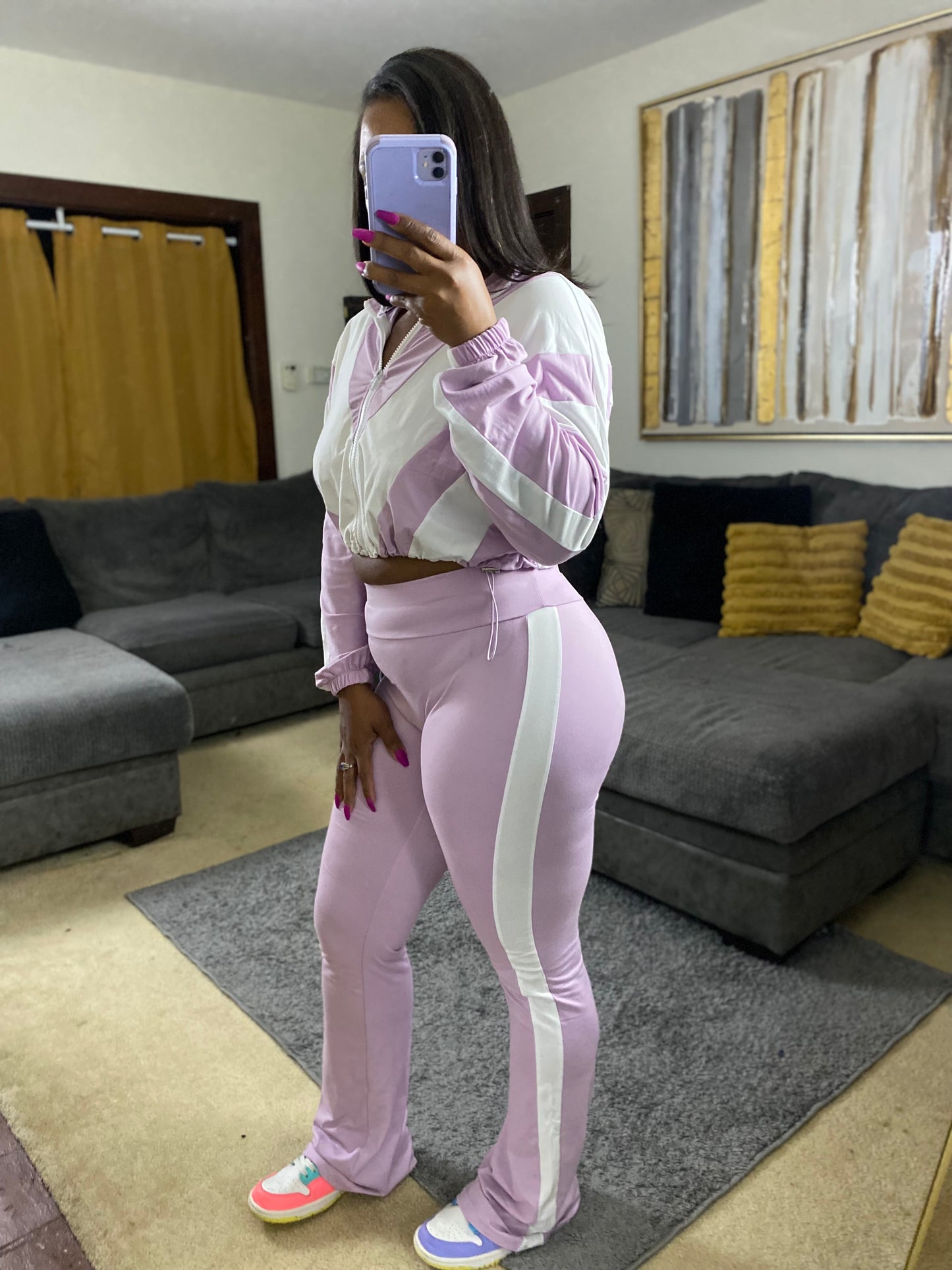 Trendy Two-Piece Tracksuit Set – Women’s Athleisure Zip-Up Crop Jacket & High-Waist Flare Pants (Multiple Colors)