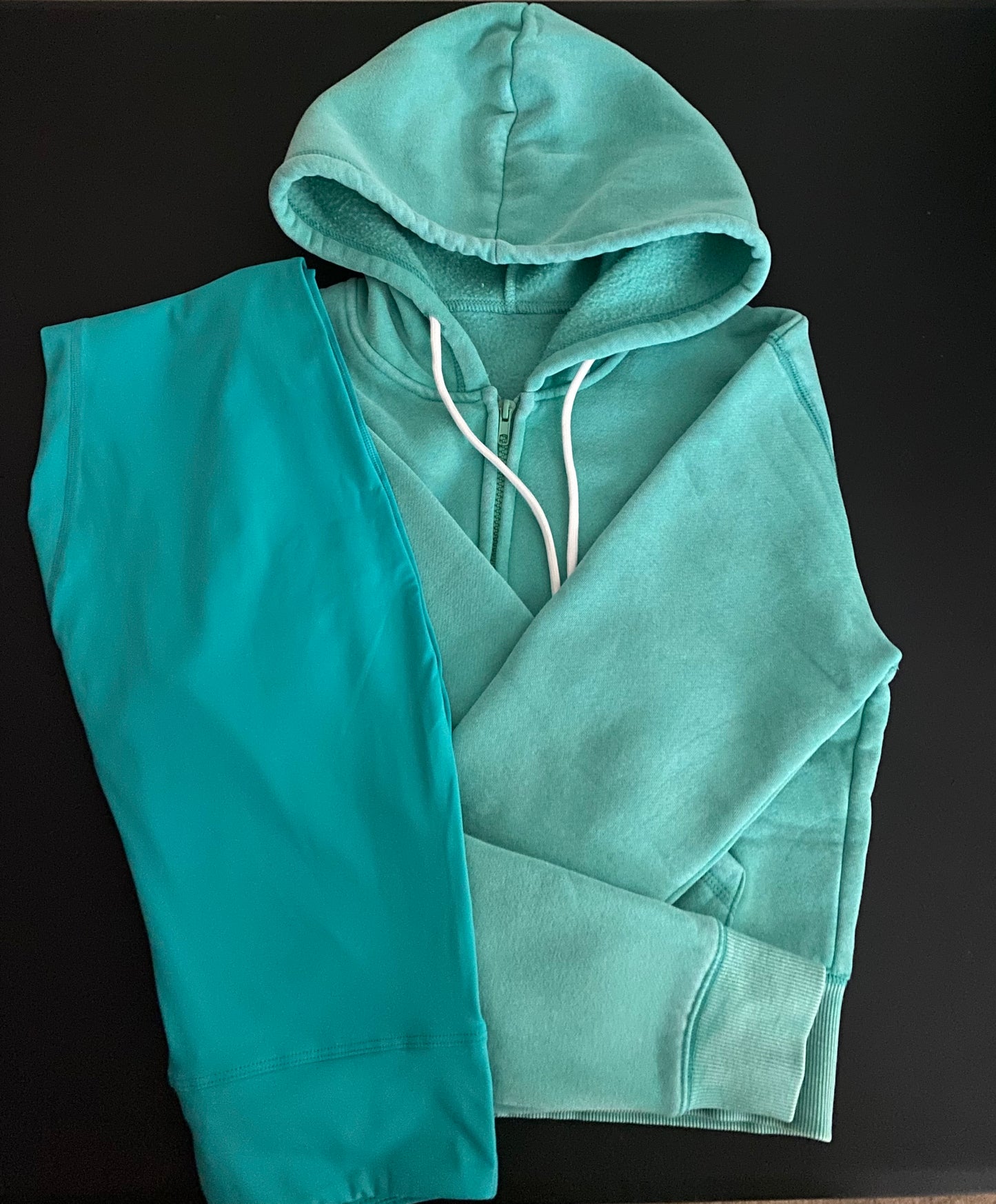 Women’s 2-Piece Fleece Jacket and Leggings Set